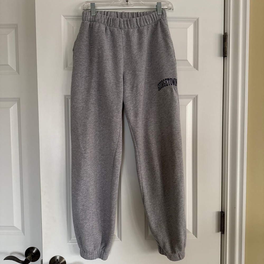 J Galt/Brandy Melville grey sweatpants w/ navy “Georgetown”, elastic bottom, OS